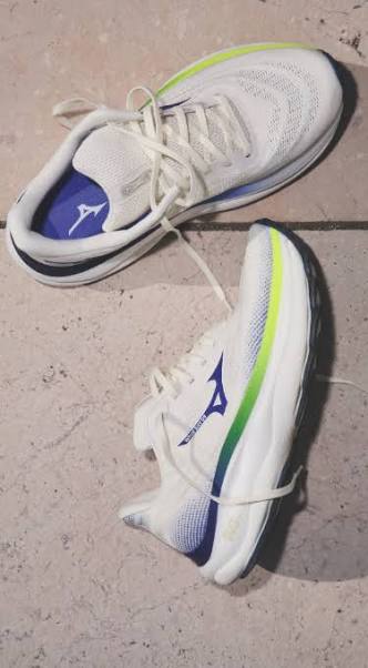 Zapato Running Mizuno Wave Sky 9